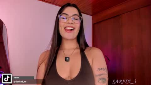 Snapshot of sarita_3 chatting on June 1, 10:33 pm Sarita Lozano online show from June 1, 10:33 pm