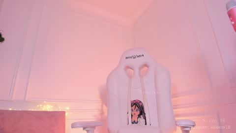 Snapshot of sarita_nice chatting on December 27, 9:11 pm Sara online show from December 27, 9:11 pm