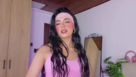 Sara online show from May 23, 11:31 pm