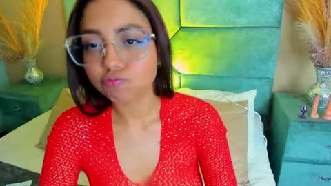 Snapshot of saritajackson chatting on May 28, 9:56 pm SARITA online show from May 28, 9:56 pm