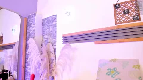 Snapshot of saritalove_ chatting on March 6, 2:30 am Sara online show from March 6, 2:30 am