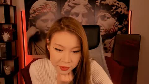 Snapshot of sarrahrice chatting on February 16, 5:20 pm SarahRice online show from February 16, 5:20 pm