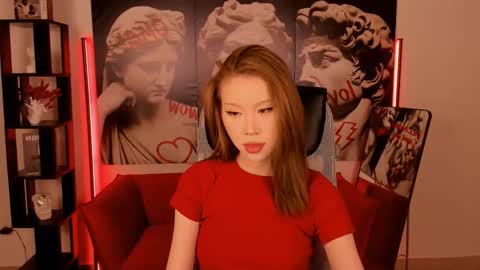 Snapshot of sarrahrice chatting on February 17, 5:19 pm SarahRice online show from February 17, 5:19 pm