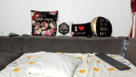 Sasha online show from December 4, 7:50 am