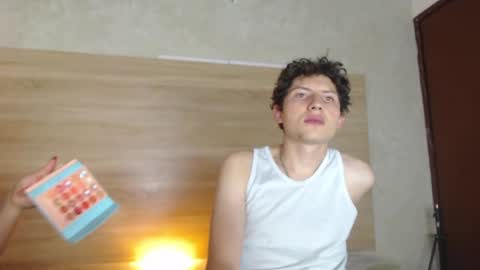 Snapshot of sasahsalomefon chatting on July 30, 1:59 am Sasha Y Felipe online show from July 30, 1:59 am