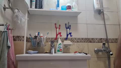 Snapshot of sasha999111 chatting on January 11, 10:19 am Eldak23 online show from January 11, 10:19 am