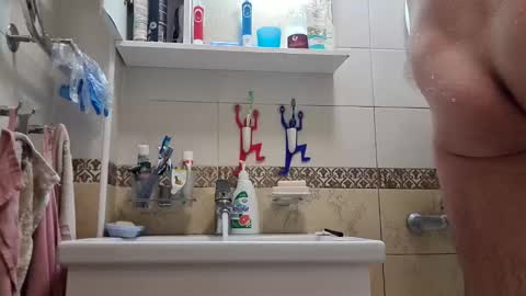 Snapshot of sasha999111 chatting on January 12, 1:48 pm Eldak23 online show from January 12, 1:48 pm