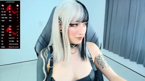 Snapshot of sasha_baby69 chatting on May 28, 11:24 pm yesica online show from May 28, 11:24 pm