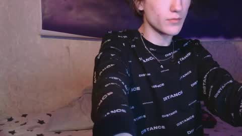 Snapshot of sasha_bb21 chatting on June 4, 8:48 pm sasha_bb21 online show from June 4, 8:48 pm