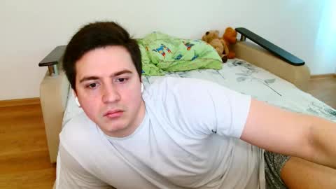 Snapshot of sasha_calvin chatting on June 5, 11:38 am sasha_calvin online show from June 5, 11:38 am