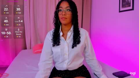 Snapshot of sasha_fox0 chatting on March 28, 11:59 pm emy online show from March 28, 11:59 pm