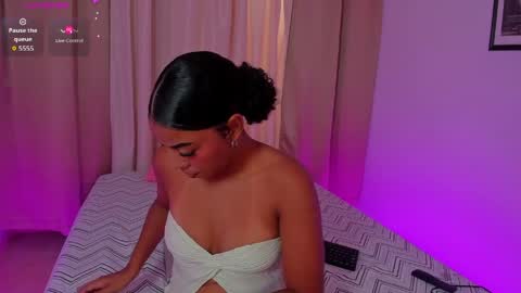 Snapshot of sasha_fox0 chatting on March 31, 9:26 pm emy online show from March 31, 9:26 pm