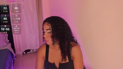 Snapshot of sasha_fox0 chatting on May 17, 1:03 am emy online show from May 17, 1:03 am