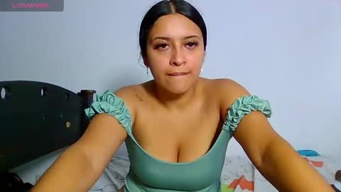 Camila online show from April 16, 9:39 pm