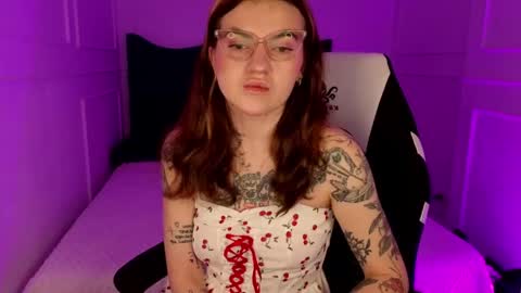  Hey Im Sasha  online show from May 11, 7:14 am