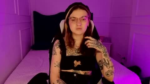  Hey Im Sasha  online show from May 18, 8:09 am