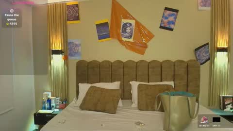 Snapshot of sasharosee2 chatting on October 1, 12:22 pm S A S H A R O S E online show from October 1, 12:22 pm