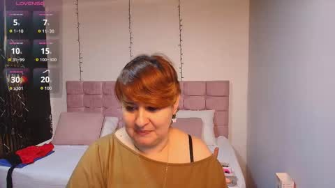 S A S H A R O S E online show from September 12, 12:16 pm