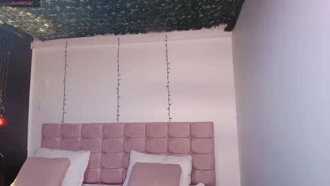 S A S H A R O S E online show from September 14, 11:53 am