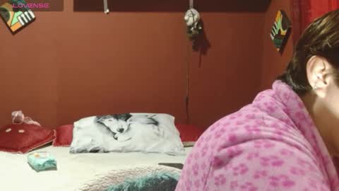 S A S H A R O S E online show from November 18, 1:04 pm