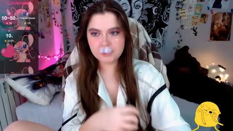 Snapshot of sashasoyyyy chatting on February 15, 2:58 am Sashasoy online show from February 15, 2:58 am