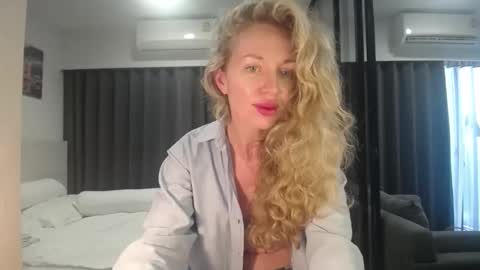 Sasha online show from March 24, 4:17 am