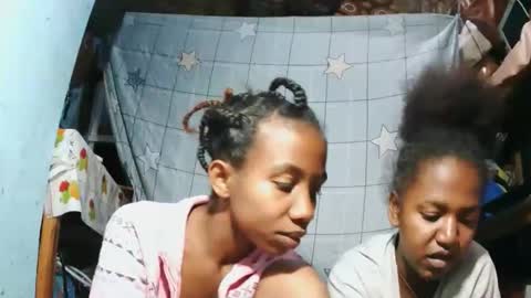 sasivia08 online show from April 10, 8:46 pm