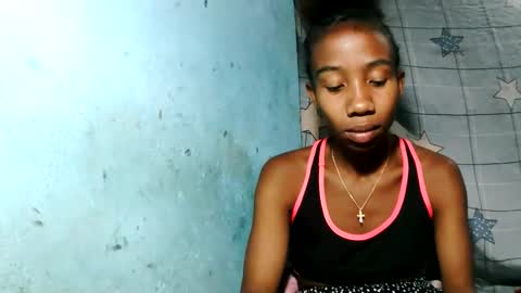 Snapshot of sasivia08 chatting on June 5, 8:03 pm sasivia08 online show from June 5, 8:03 pm