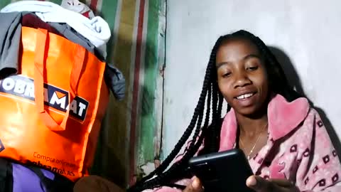 Snapshot of sasivia08 chatting on June 14, 2:24 am sasivia08 online show from June 14, 2:24 am