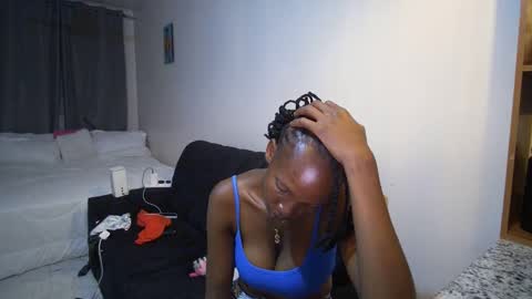 sassy_angel1 online show from February 3, 6:46 pm