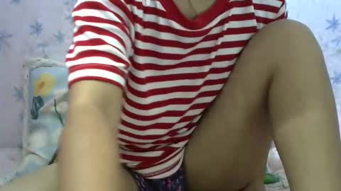 Snapshot of sassy_ann chatting on January 13, 5:23 am ann online show from January 13, 5:23 am