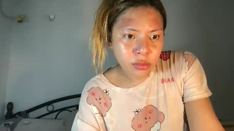 Snapshot of sassy_daisy69 chatting on April 9, 3:28 am sassy_daisy69 online show from April 9, 3:28 am