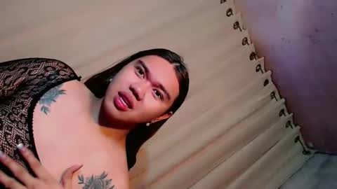 Snapshot of sassyffyra69 chatting on February 5, 3:33 am MARIO LABO online show from February 5, 3:33 am