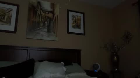 sassyhotwife00 online show from May 7, 1:55 am