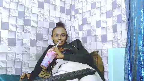 sassyxindian online show from May 15, 12:06 am