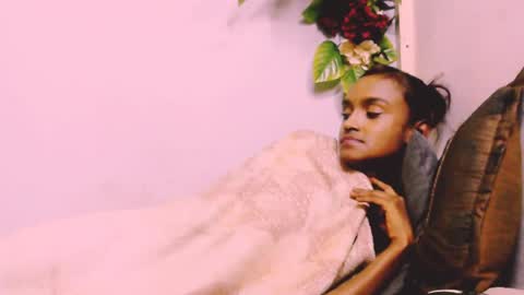 sassyxindian online show from June 18, 12:44 am