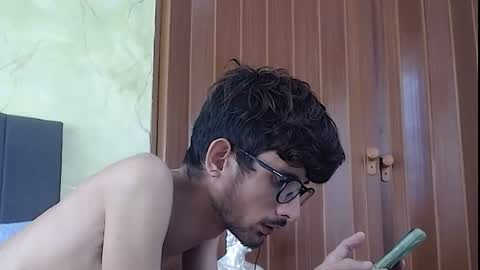 Snapshot of sasuke_bigcock chatting on June 27, 3:17 pm sasuke_bigcock online show from June 27, 3:17 pm