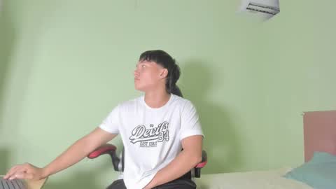 Snapshot of sasuke_uchiha12 chatting on March 3, 7:49 pm Evans Williams online show from March 3, 7:49 pm