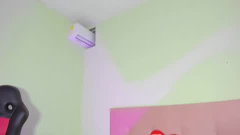 Snapshot of sasuke_uchiha12 chatting on March 9, 10:19 pm Evans Williams online show from March 9, 10:19 pm