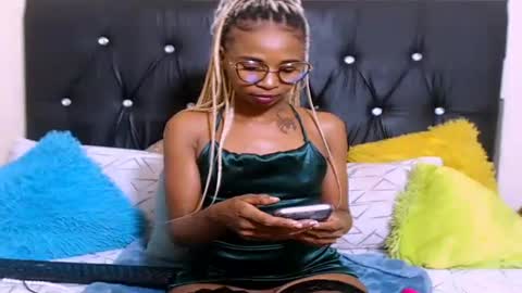 Snapshot of sasyylissaa chatting on March 19, 5:06 pm sasyylissaa online show from March 19, 5:06 pm