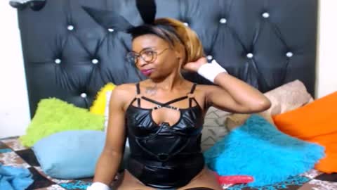 Snapshot of sasyylissaa chatting on March 30, 11:28 pm sasyylissaa online show from March 30, 11:28 pm
