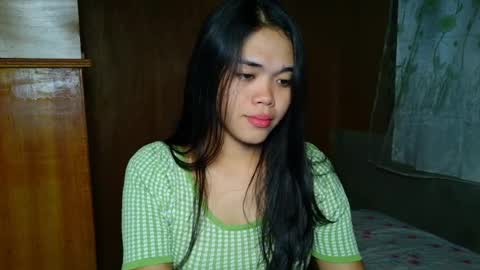 saszzyyumiie online show from June 1, 11:45 am
