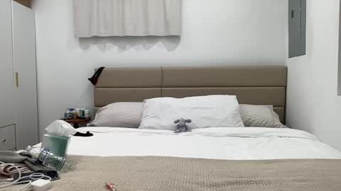 satansbabysitter online show from April 15, 7:26 am