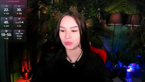   online show from May 15, 5:42 pm