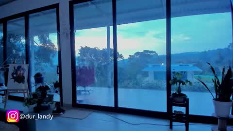 Snapshot of satomimori chatting on February 13, 10:39 pm im Jessi Independet Model online show from February 13, 10:39 pm