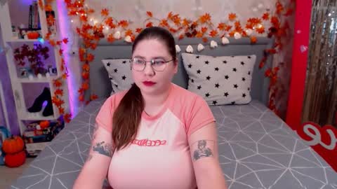 Stacy online show from November 14, 9:35 pm