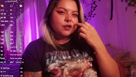 Snapshot of satyn_doll chatting on January 5, 12:31 am Gina George online show from January 5, 12:31 am