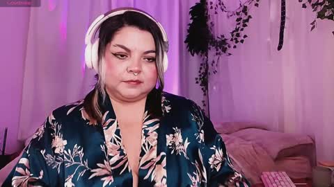 Snapshot of satyn_doll chatting on January 9, 11:24 pm Gina George online show from January 9, 11:24 pm