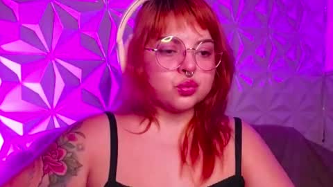 Snapshot of satyn_doll chatting on September 9, 11:04 pm Gina George online show from September 9, 11:04 pm