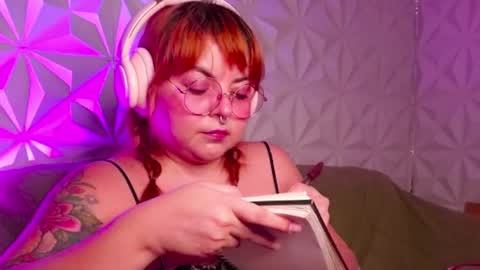 Snapshot of satyn_doll chatting on September 20, 11:28 pm Gina George online show from September 20, 11:28 pm